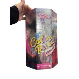 Barbie color reveal Barbie blind box mystery 50 surprises within NWT